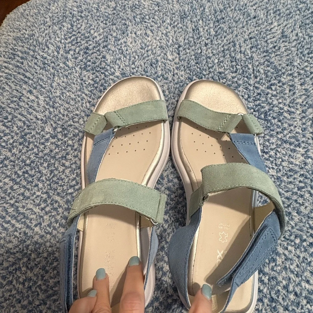 Geox,‎ Women’s Blue and Green Sandals, size 9